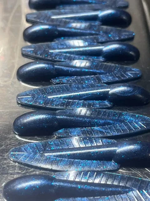 2.5" Reaper in Pearl Blue