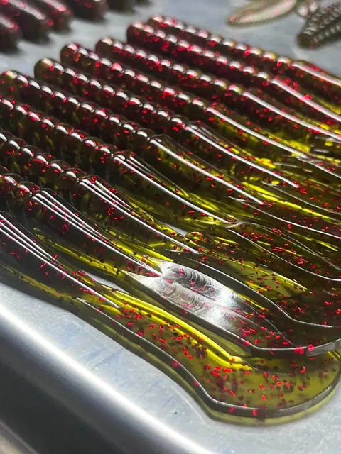 Thumper Worm in Bloody Motor Oil
